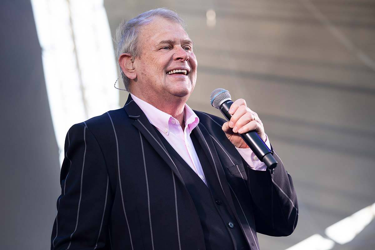 Article image for John Farnham’s family shares more details on his cancer surgery