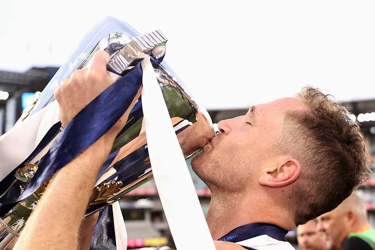 Article image for Joel Selwood has announced his retirement