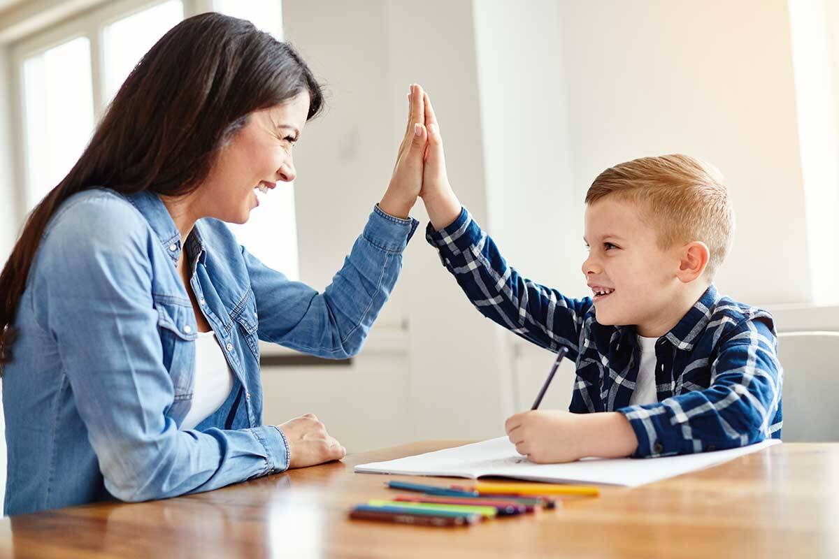 Article image for Parental educator rubbishes high-five theory from America