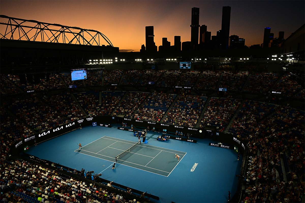 Record crowd flocks to the Australian Open