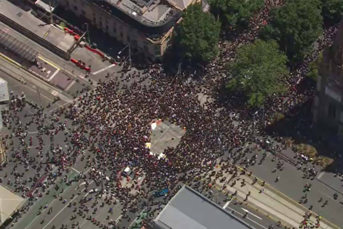 Thousands Flock To The Cbd For Invasion Day Rally