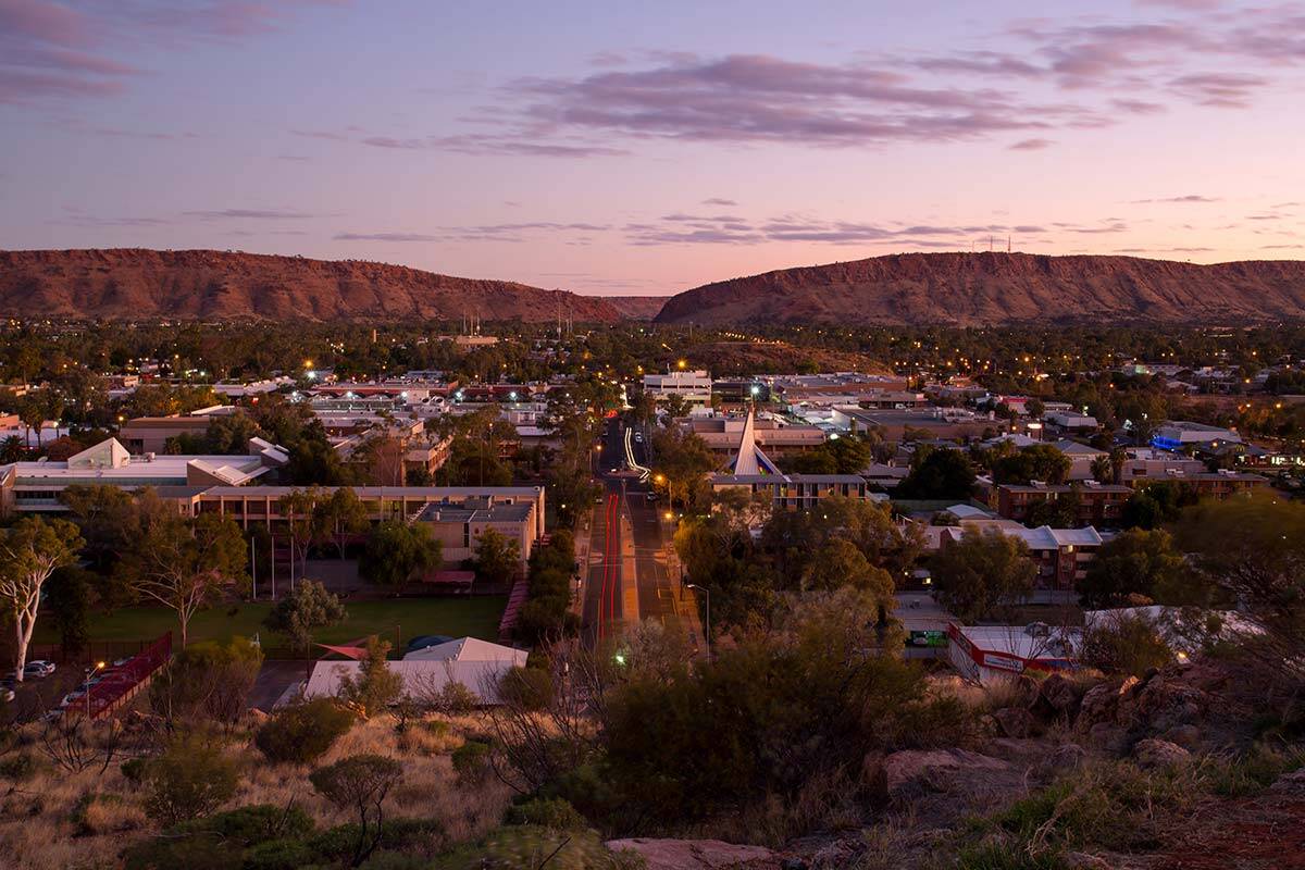 Mayor says it's 'hard to live' in Alice Springs amid 'scary