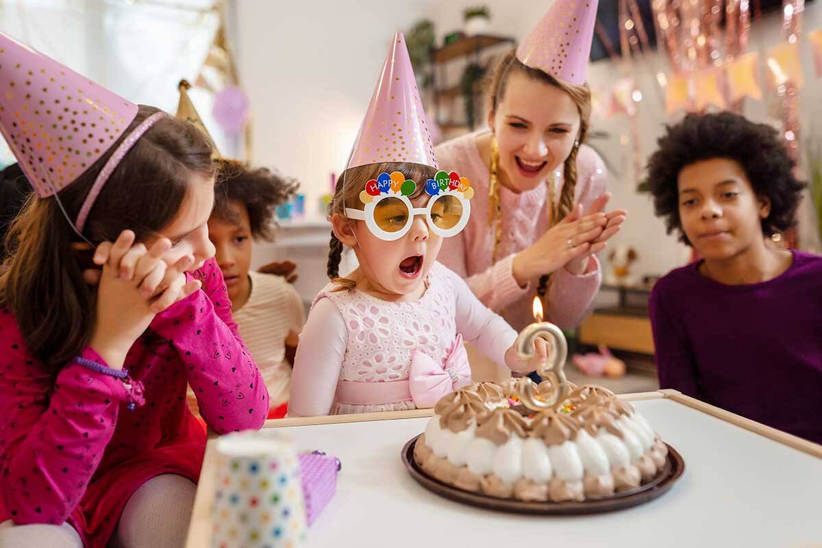 Article image for Parents urged to ‘get back to basics’ with birthday parties for kids