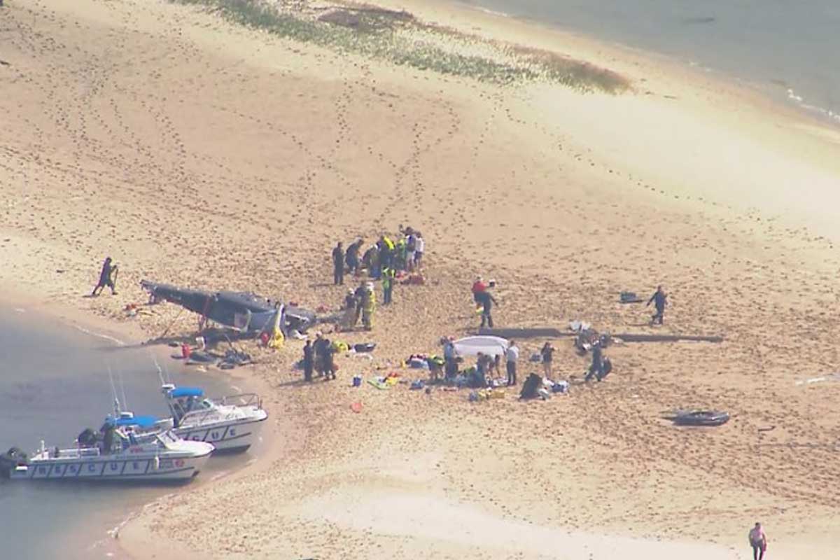 'Massive bang': Four people killed in helicopter crash on Gold Coast