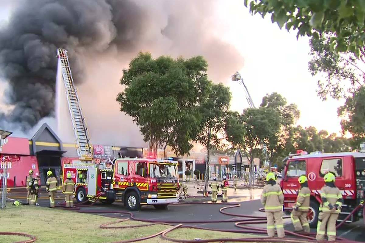 Article image for Huge blaze at homemaker centre in Melbourne’s north