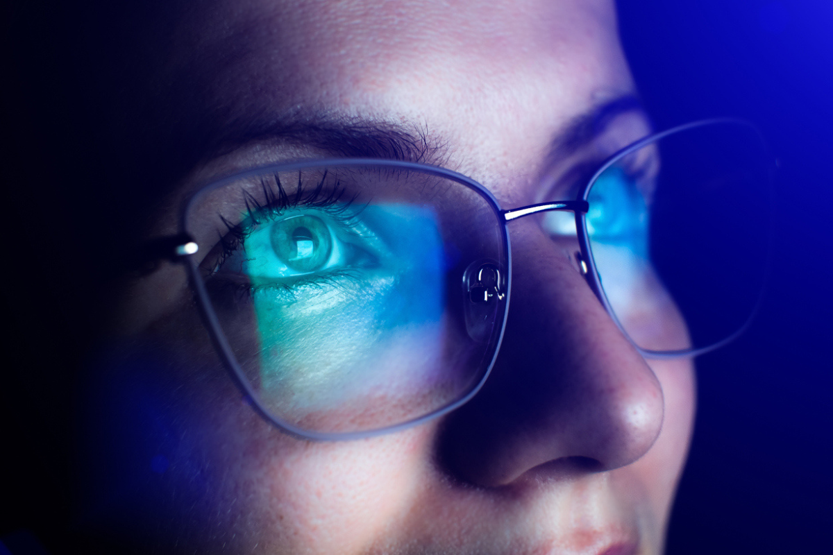 Article image for How blue light lenses may not help eye strain