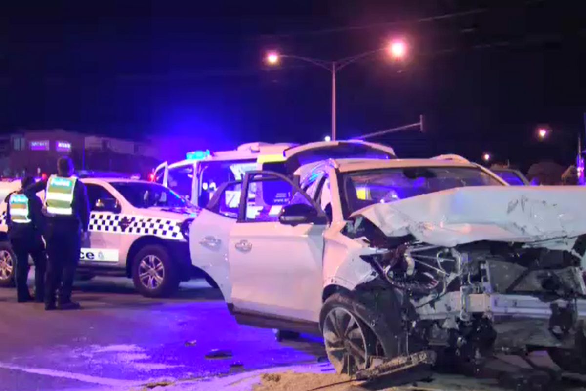 Serious Epping car crash leaves two teenagers in hospital and two