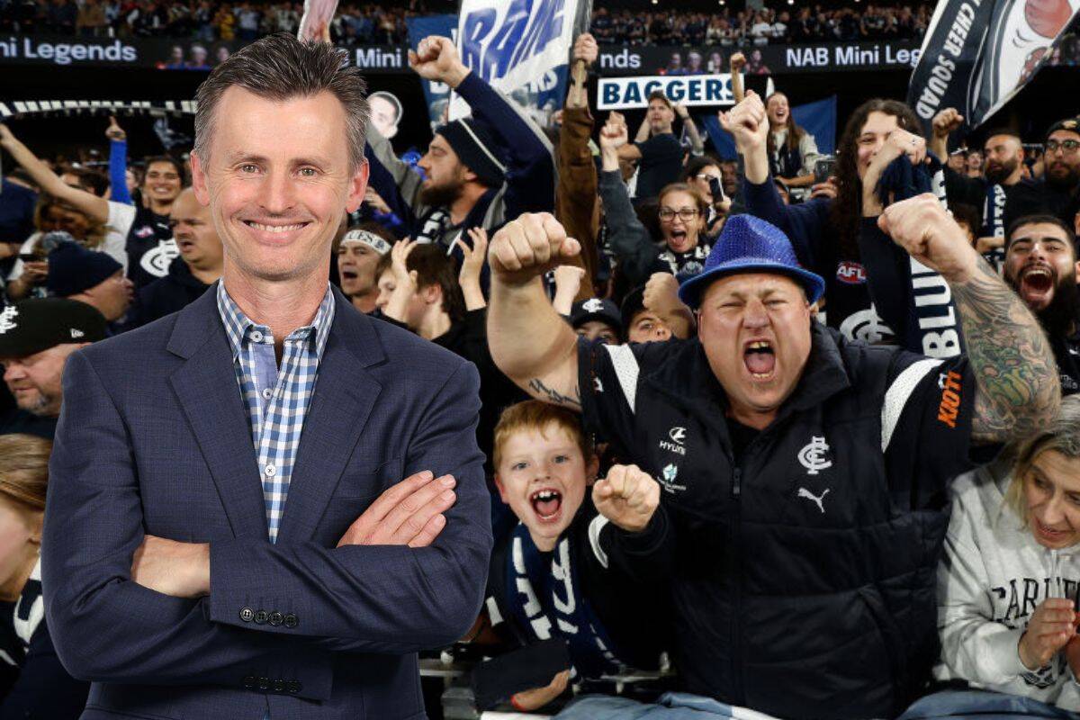 Article image for ‘How’s about that one!’: Anthony Hudson’s spine-tingling call as Carlton fans erupt at the MCG!