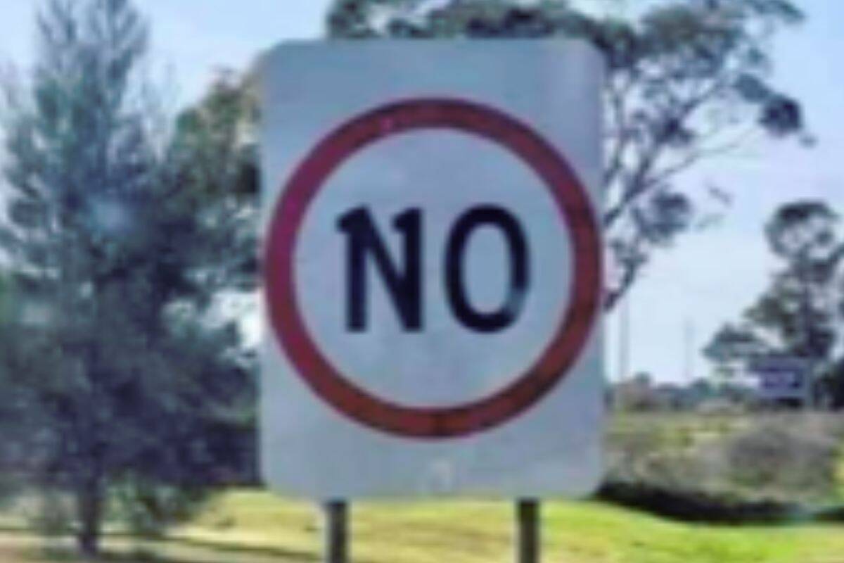 Article image for Speed sign on Melbourne highway altered with tape to say the word ‘NO’