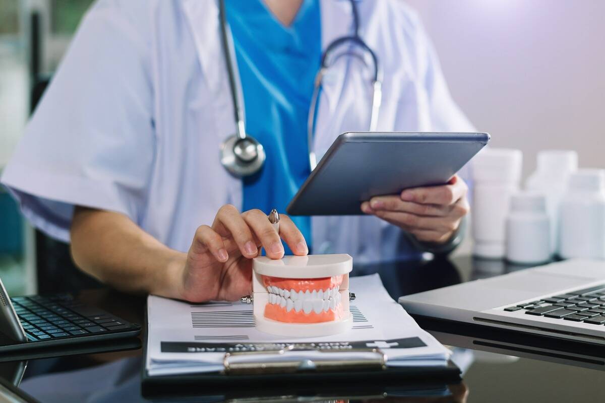 3AW-Istock-Dentist