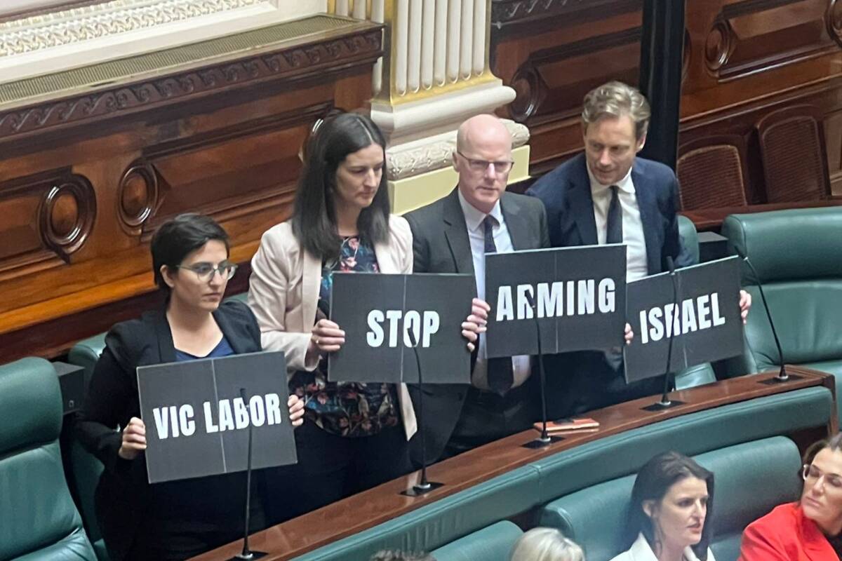 Article image for Greens condemned following anti-Israel question time stunt