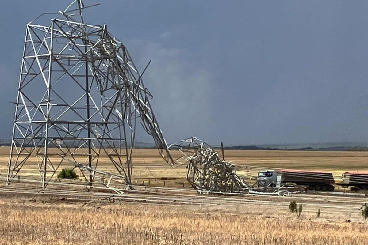 Article image for SCC: ‘could be weeks’ before parts of Victoria see electricity restored