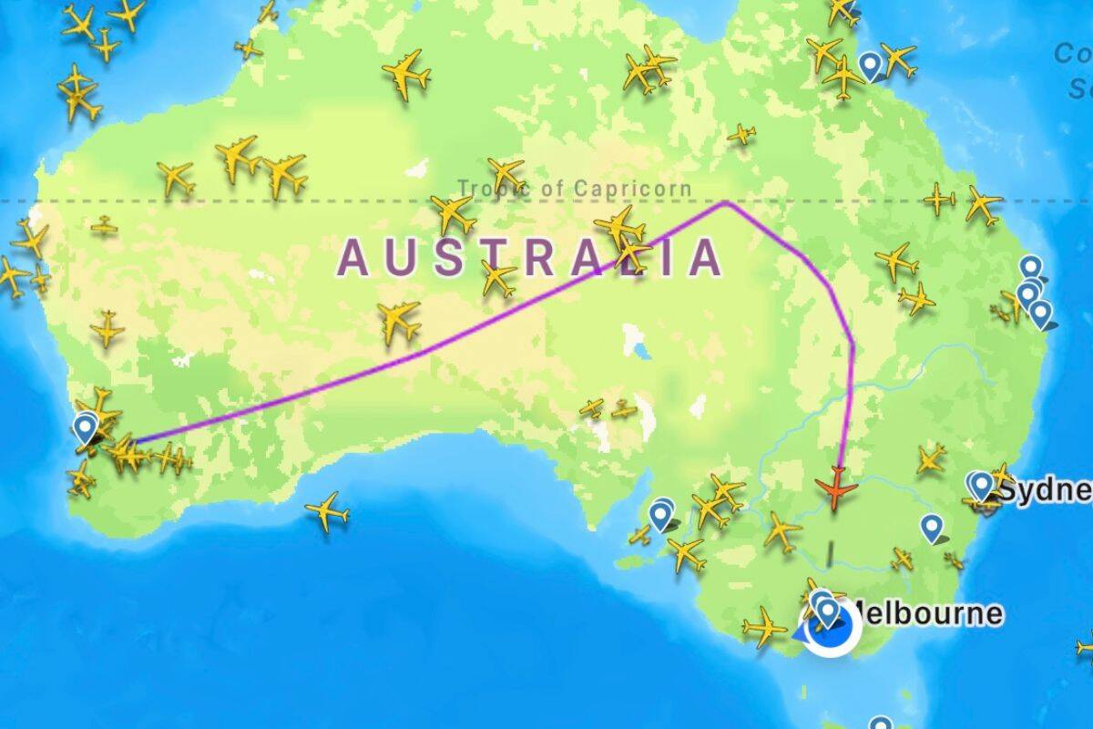 Major Australian airline takes very unusual flight track from