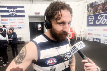 Geelong veteran reacts to Sam Draper controversial unpaid free kick