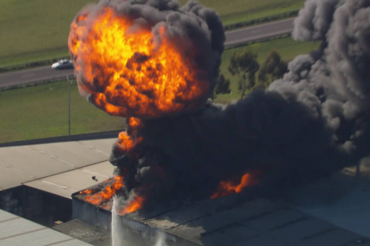 Article image for Huge fire engulfs factory in Melbourne’s west, major freeway closed