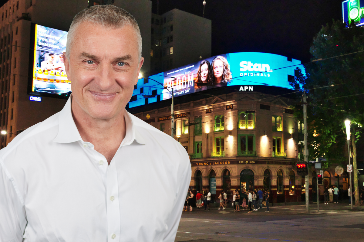 Article image for Tom Elliott endorses bold proposal to shut off CBD electronic billboards at night