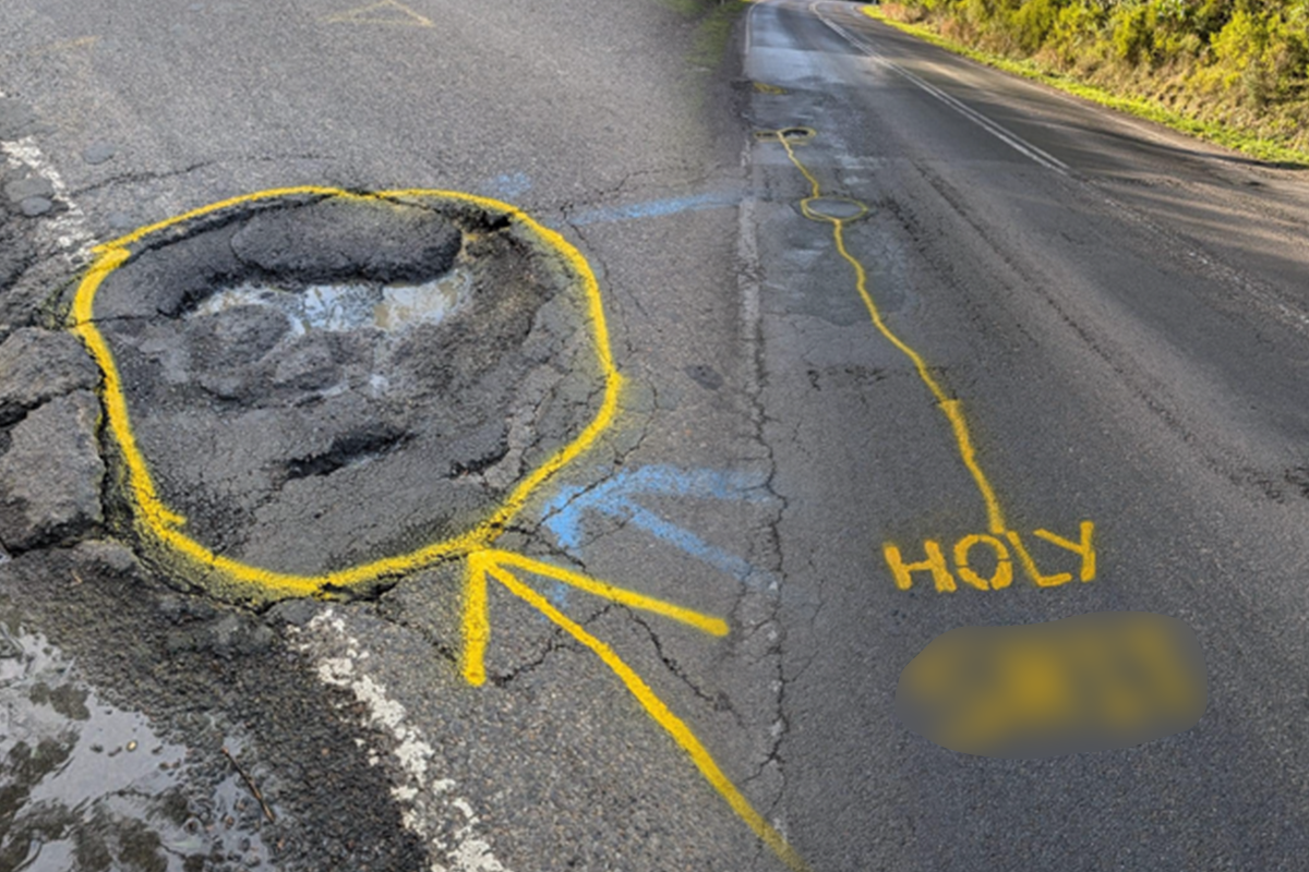 Article image for ‘Holy S***’: People warning drivers of dangerous potholes on roads in North East Melbourne