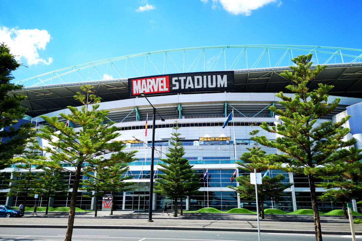 Article image for Why Matthew Lloyd thinks Marvel Stadium home games aren’t good for Essendon