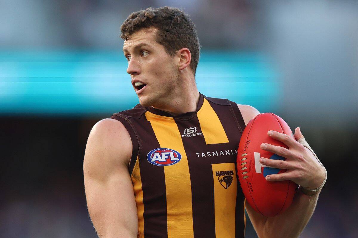 Article image for Lloyd Meek lifts lid on his form improvement (and how Sam Mitchell convinced him to come to Hawthorn!)