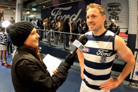 ‘Great story’: Mitch Duncan’s kind words for Gary Rohan after his 200th game!