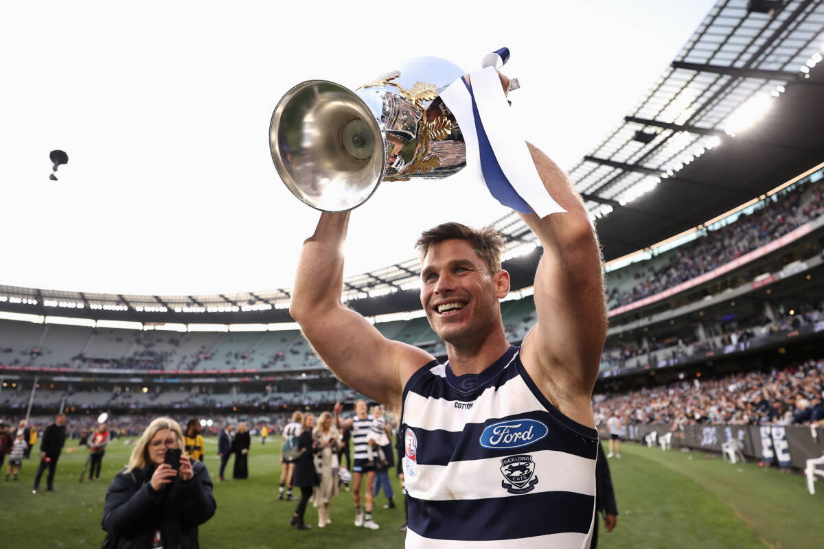 Article image for Geelong veteran Tom Hawkins has announced he will retire at season’s end