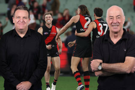 ‘THE BOMBERS HAVE CLIMBED OUT OF THE GRAVE!’: Tim Lane & Matt Granland’s call of the last five minutes