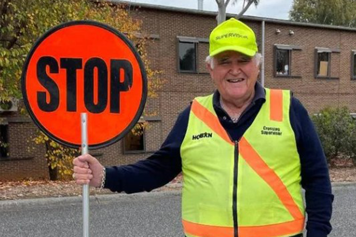 Article image for More than 250 parents, teachers and students rally behind lollipop man after local council snub