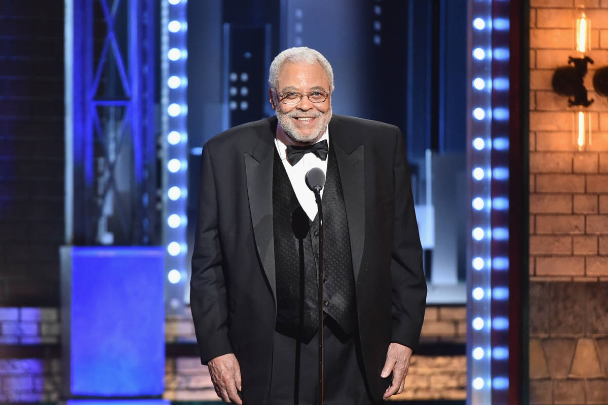 Article image for Legendary actor James Earl Jones passes away