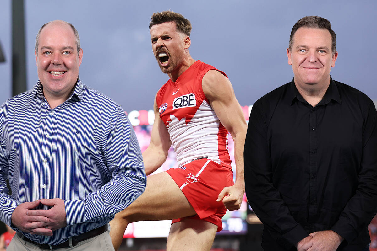 Article image for ‘THE BIG BROTHER IS GOING TO PREVAIL!’: Shane McInnes and Matt Granland’s call of the thrilling finish at the SCG