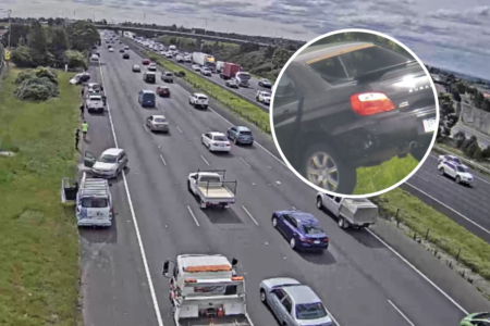 Seven cars involved in major Monash Freeway crash