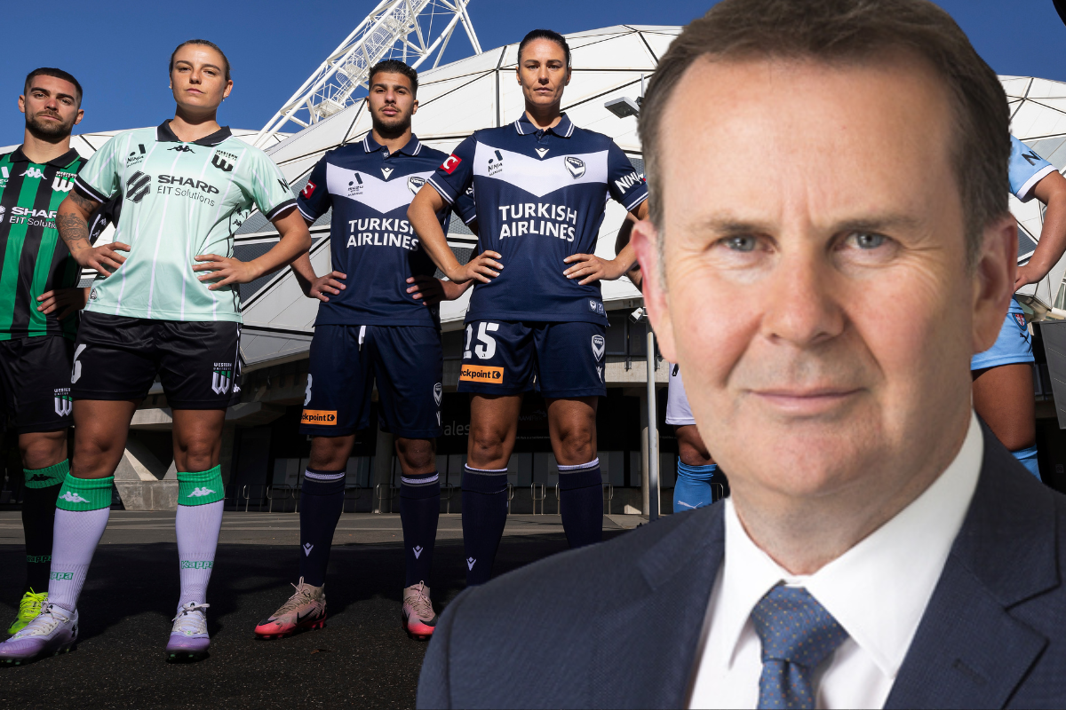 Article image for ‘Fallen apart’: Tony Jones has a problem with the A-League