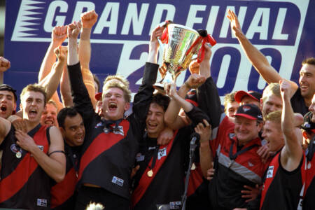 Matthew Lloyd lifts lid on 2000 Essendon premiership side reunion