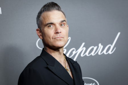 Robbie Williams to be handed keys to Melbourne at free concert later today