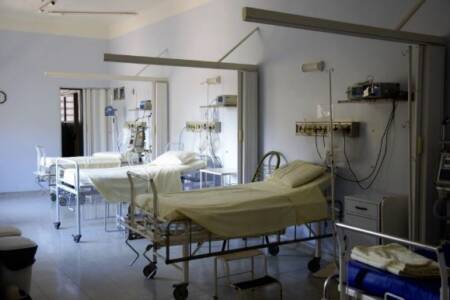 Renewed push for Wee Waa hospital to operate around the clock